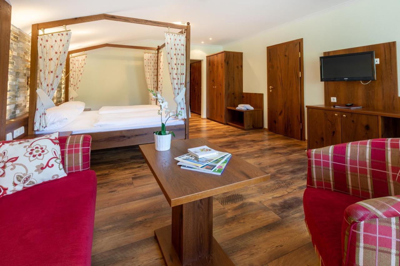 Sackmann Wanderhotel ไบเออร์สบรอนน์ ภายนอก รูปภาพ