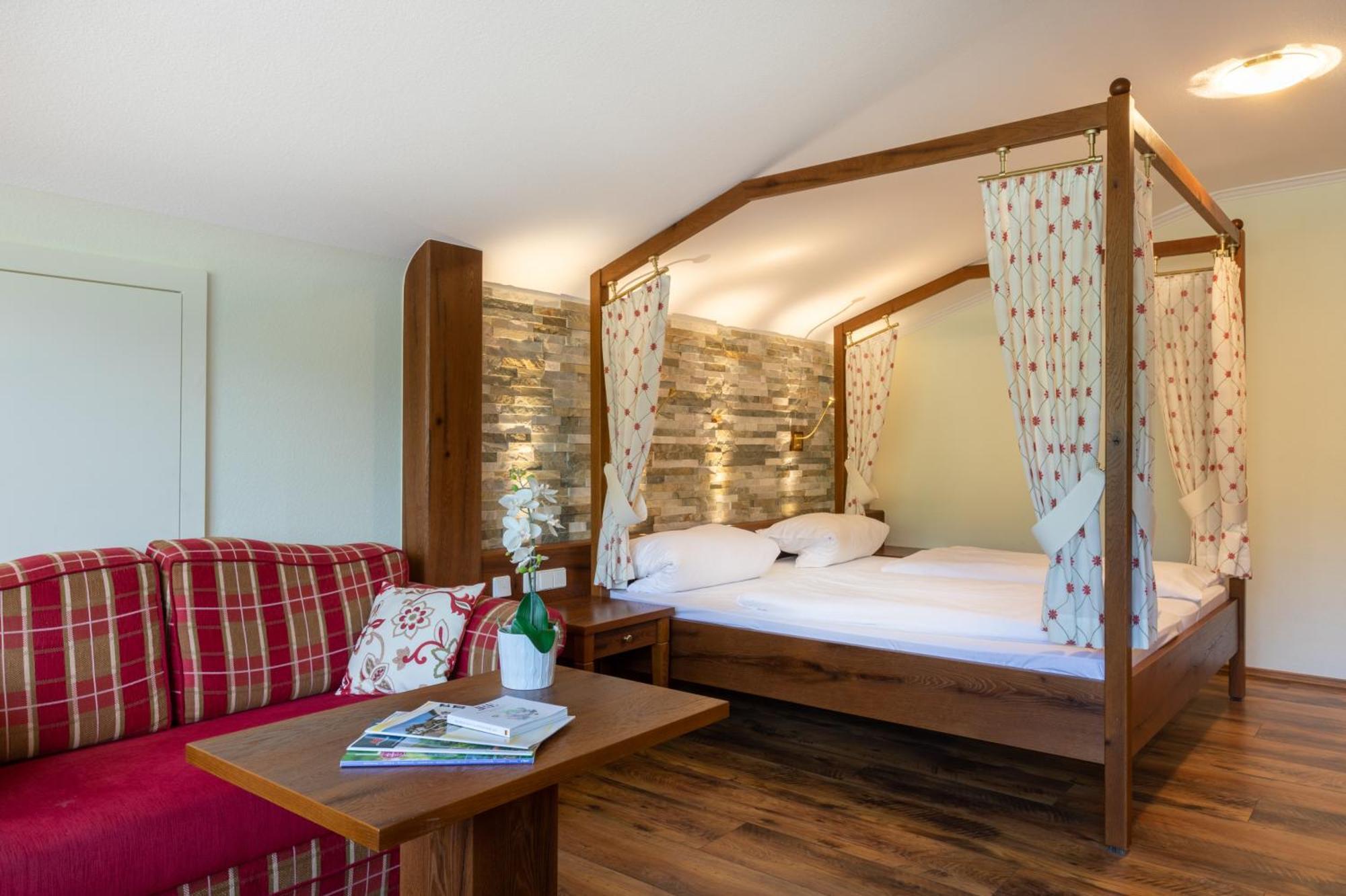 Sackmann Wanderhotel ไบเออร์สบรอนน์ ภายนอก รูปภาพ